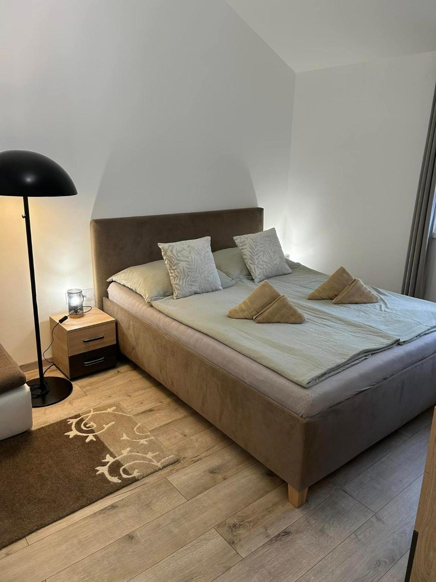 Sun&Fun Vendeghaz Villa Балатонакаратя Екстериор снимка